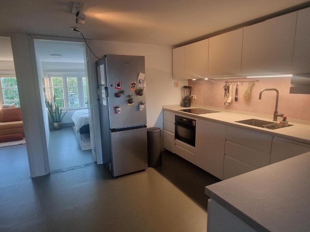Comfortable 1-Bedroom Apartment (55 m²) with Parking in Amsterdam Oost