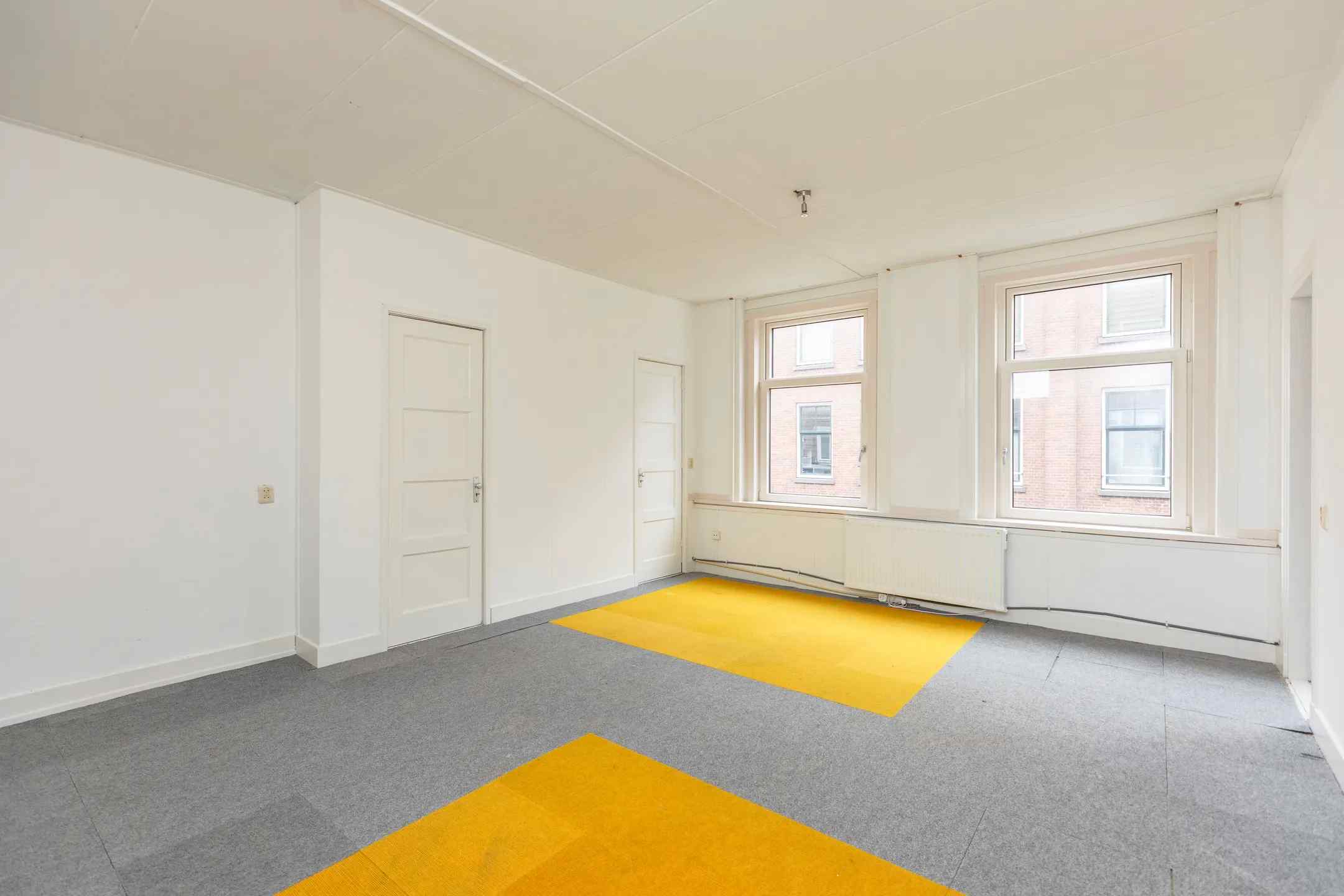 Bright Unfurnished Studio Apartment in Quiet Delfshaven